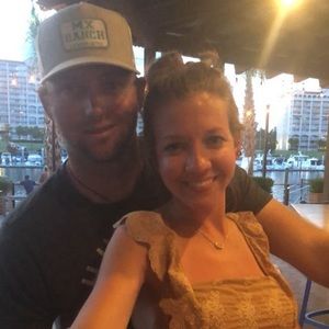 Meet your Posher, Casey